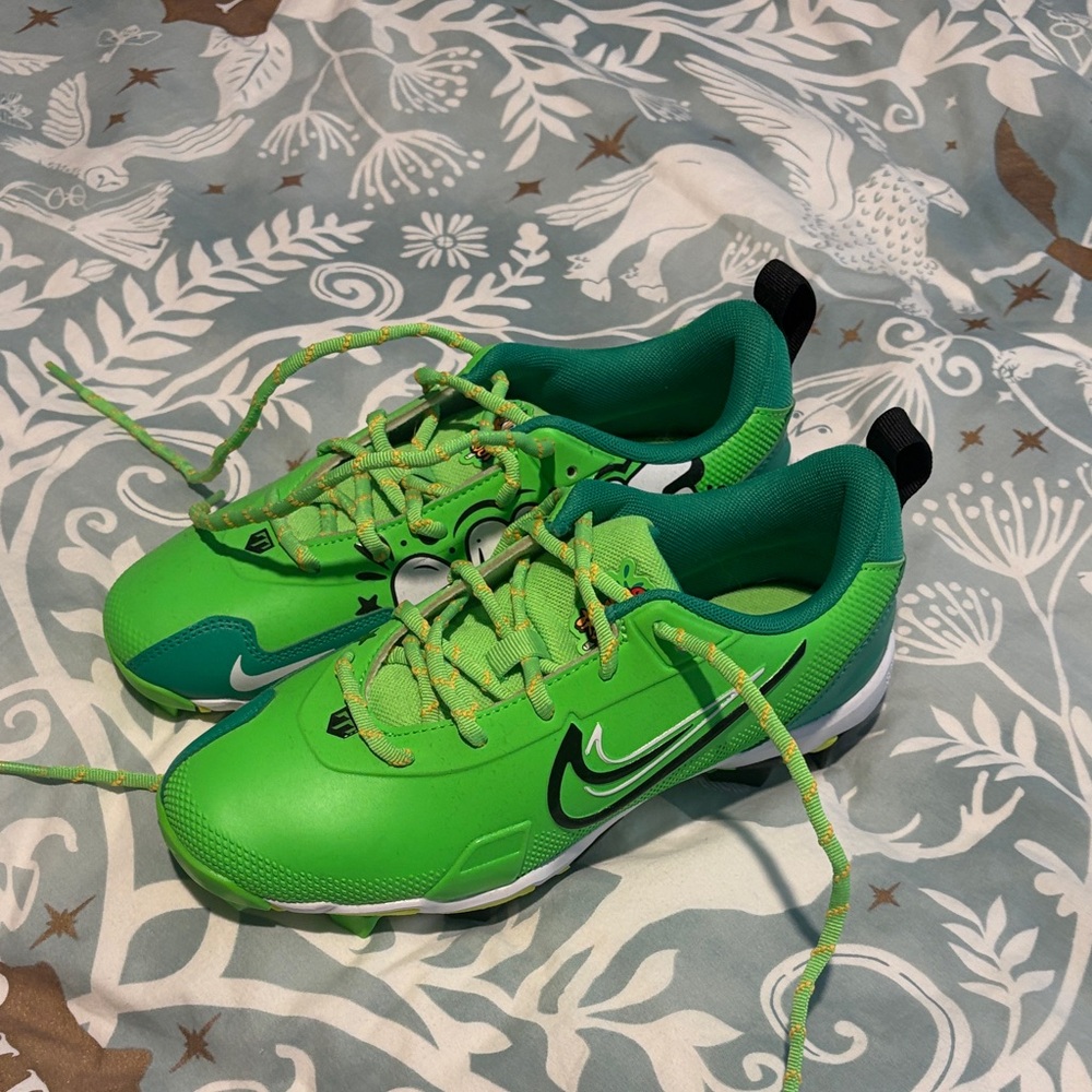 Nike Trout Baseball Cleats Size 5.0